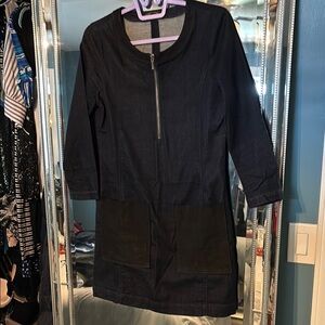 Denim Dress with Zipper and suede details